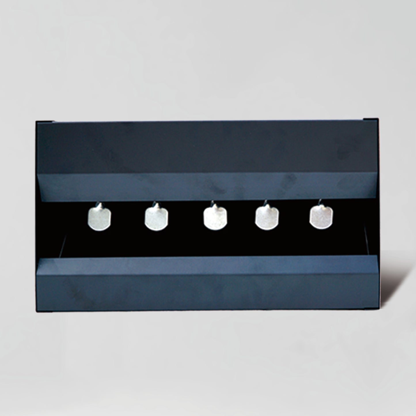 Magnetic Reset Indoor Metal Shooting Target Pellets Catcher