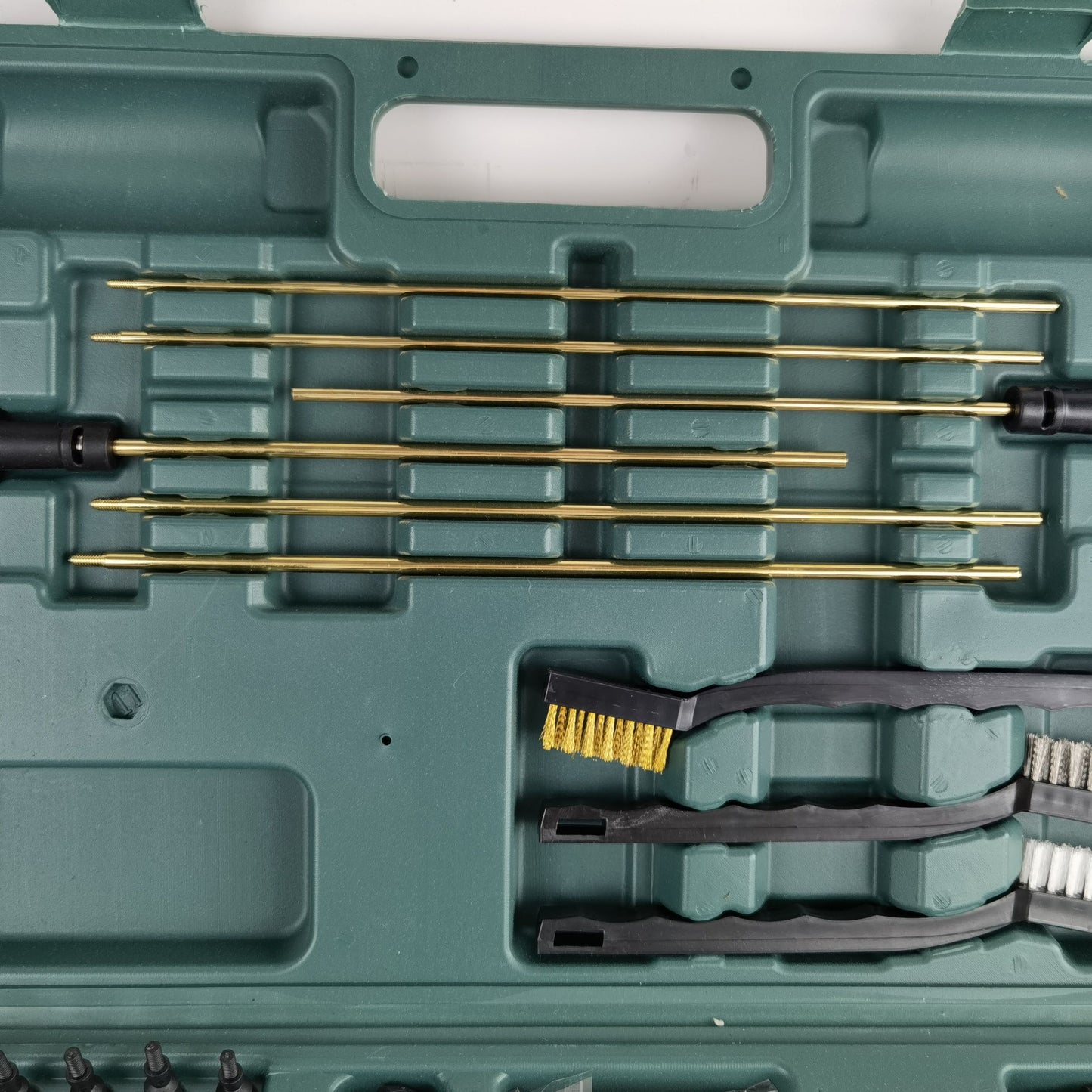 62pcs Universal Gun Cleaning Kit Gun Barrel Maintenance Box